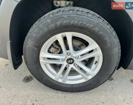 Чорний Хендай Санта Фе, об'ємом двигуна 2.36 л та пробігом 125 тис. км за 22800 $, фото 28 на Automoto.ua