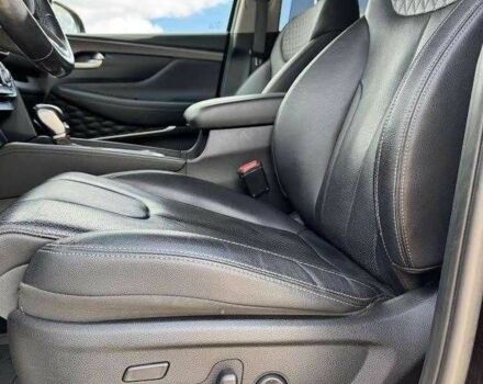 Черный Хендай Санта Фе, объемом двигателя 2.5 л и пробегом 95 тыс. км за 12700 $, фото 7 на Automoto.ua