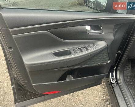 Черный Хендай Санта Фе, объемом двигателя 2.5 л и пробегом 15 тыс. км за 29000 $, фото 43 на Automoto.ua