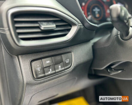 Черный Хендай Санта Фе, объемом двигателя 2 л и пробегом 34 тыс. км за 26000 $, фото 13 на Automoto.ua