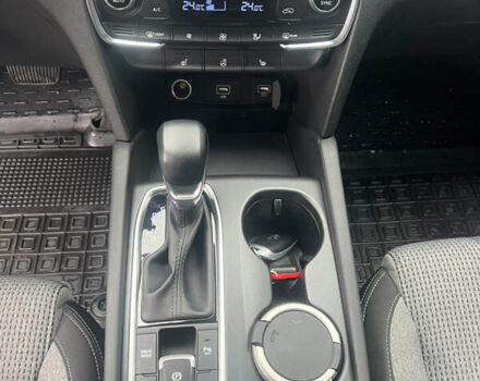 Черный Хендай Санта Фе, объемом двигателя 2.5 л и пробегом 15 тыс. км за 29000 $, фото 39 на Automoto.ua