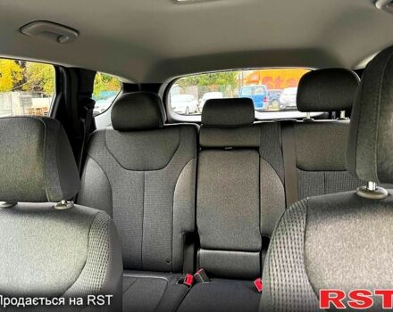 Чорний Хендай Санта Фе, об'ємом двигуна 2.4 л та пробігом 150 тис. км за 19900 $, фото 1 на Automoto.ua