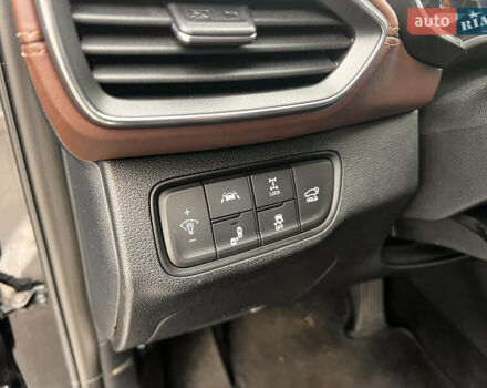 Чорний Хендай Санта Фе, об'ємом двигуна 2.15 л та пробігом 105 тис. км за 31000 $, фото 25 на Automoto.ua