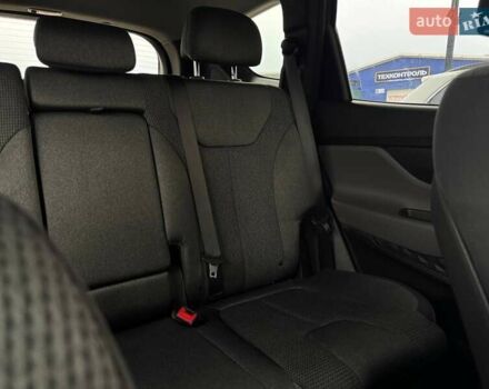 Черный Хендай Санта Фе, объемом двигателя 2.36 л и пробегом 150 тыс. км за 19900 $, фото 15 на Automoto.ua