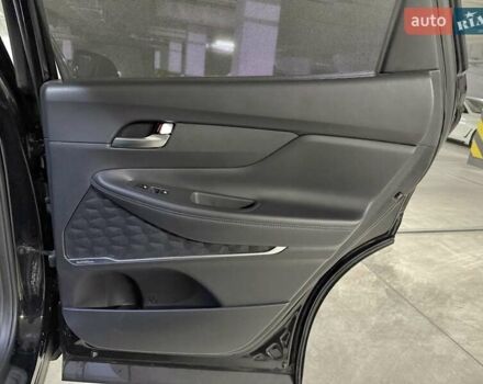 Черный Хендай Санта Фе, объемом двигателя 2.15 л и пробегом 105 тыс. км за 32500 $, фото 27 на Automoto.ua