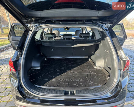 Черный Хендай Санта Фе, объемом двигателя 2.15 л и пробегом 29 тыс. км за 36666 $, фото 60 на Automoto.ua