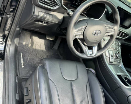 Черный Хендай Санта Фе, объемом двигателя 1.6 л и пробегом 68 тыс. км за 42000 $, фото 13 на Automoto.ua