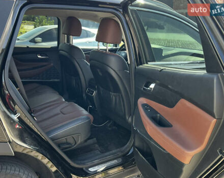 Черный Хендай Санта Фе, объемом двигателя 2.15 л и пробегом 110 тыс. км за 31999 $, фото 15 на Automoto.ua