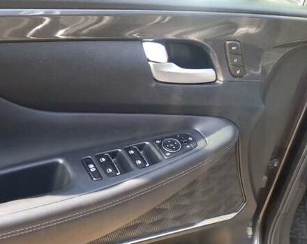 Черный Хендай Санта Фе, объемом двигателя 2.5 л и пробегом 99 тыс. км за 36000 $, фото 19 на Automoto.ua