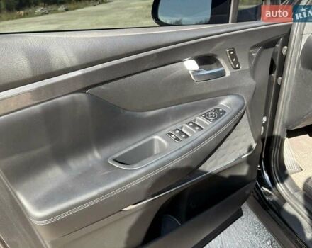 Черный Хендай Санта Фе, объемом двигателя 2.5 л и пробегом 60 тыс. км за 36500 $, фото 16 на Automoto.ua