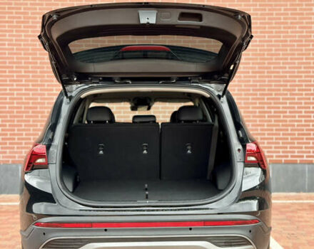 Черный Хендай Санта Фе, объемом двигателя 2.5 л и пробегом 12 тыс. км за 31850 $, фото 12 на Automoto.ua