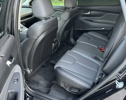 Черный Хендай Санта Фе, объемом двигателя 2.5 л и пробегом 8 тыс. км за 38000 $, фото 9 на Automoto.ua