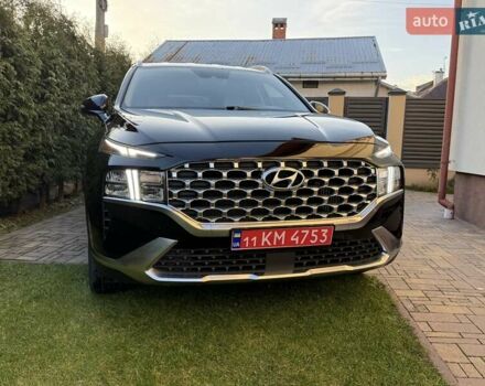 Черный Хендай Санта Фе, объемом двигателя 1.6 л и пробегом 105 тыс. км за 32300 $, фото 3 на Automoto.ua