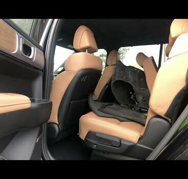 Черный Хендай Санта Фе, объемом двигателя 0 л и пробегом 15 тыс. км за 35000 $, фото 4 на Automoto.ua