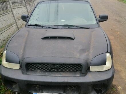 Черный Хендай Санта Фе, объемом двигателя 2 л и пробегом 220 тыс. км за 2700 $, фото 1 на Automoto.ua