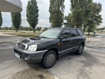 Чорний Хендай Санта Фе, об'ємом двигуна 2 л та пробігом 277 тис. км за 3100 $, фото 1 на Automoto.ua
