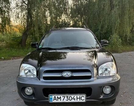 Хендай Санта Фе 2005 в Житомире на Automoto.ua Черный Хендай Санта Фе, объемом двигателя 2.4 л и пробегом 175 тыс. км за 6800 $, фото 1 на Automoto.ua