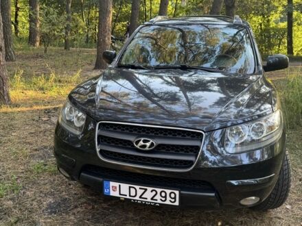 Черный Хендай Санта Фе, объемом двигателя 2.2 л и пробегом 306 тыс. км за 5826 $, фото 1 на Automoto.ua