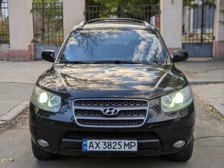 Хендай Санта Фе 2006 в Николаеве на Automoto.ua Черный Хендай Санта Фе, объемом двигателя 2.2 л и пробегом 280 тыс. км за 8300 $, фото 1 на Automoto.ua