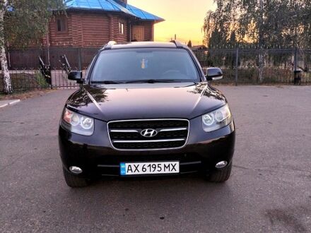 Хендай Санта Фе 2008 в Изюме на Automoto.ua Черный Хендай Санта Фе, объемом двигателя 2.2 л и пробегом 267 тыс. км за 10200 $, фото 1 на Automoto.ua