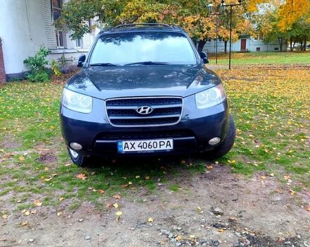 Черный Хендай Санта Фе, объемом двигателя 2.7 л и пробегом 302 тыс. км за 9100 $, фото 1 на Automoto.ua
