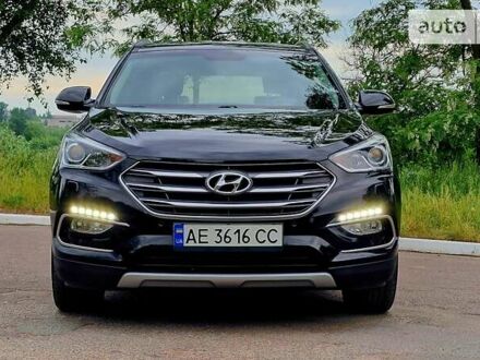 Хендай Санта Фе 2016 у Дніпро (Дніпропетровську) на Automoto.ua Чорний Хендай Санта Фе, об'ємом двигуна 2.2 л та пробігом 77 тис. км за 27900 $, фото 1 на Automoto.ua