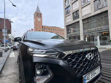 Черный Хендай Санта Фе, объемом двигателя 2.2 л и пробегом 92 тыс. км за 27000 $, фото 1 на Automoto.ua