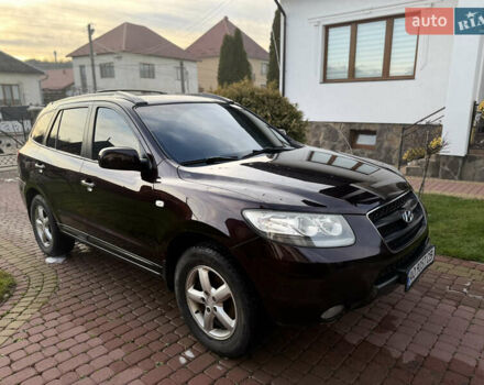 Фиолетовый Хендай Санта Фе, объемом двигателя 2.19 л и пробегом 331 тыс. км за 8600 $, фото 3 на Automoto.ua