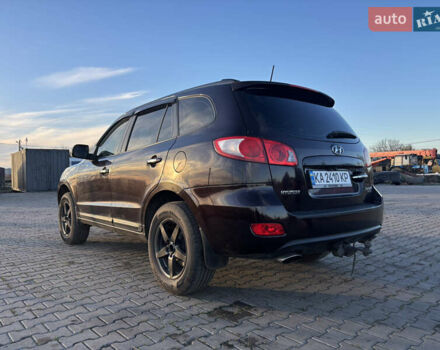 Фиолетовый Хендай Санта Фе, объемом двигателя 2.19 л и пробегом 400 тыс. км за 9000 $, фото 3 на Automoto.ua
