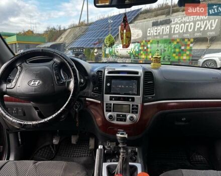 Хендай Санта Фе 2008 в Черкассах на Automoto.ua Фиолетовый Хендай Санта Фе, объемом двигателя 2.19 л и пробегом 300 тыс. км за 9188 $, фото 2 на Automoto.ua