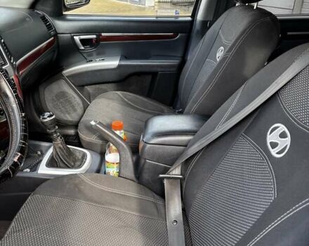 Хендай Санта Фе 2008 в Черкассах на Automoto.ua Фиолетовый Хендай Санта Фе, объемом двигателя 2.19 л и пробегом 300 тыс. км за 9188 $, фото 5 на Automoto.ua