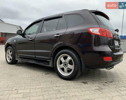 Фиолетовый Хендай Санта Фе, объемом двигателя 2.7 л и пробегом 302 тыс. км за 7600 $, фото 7 на Automoto.ua