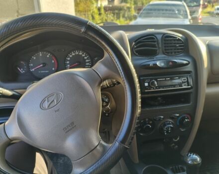 Коричневый Хендай Санта Фе, объемом двигателя 2 л и пробегом 220 тыс. км за 3000 $, фото 7 на Automoto.ua