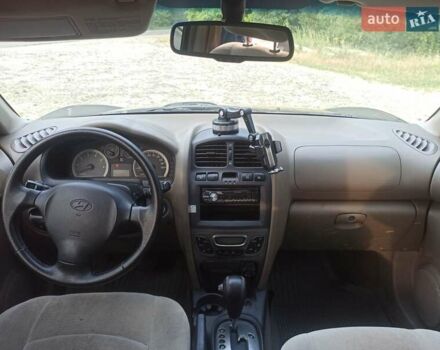 Коричневый Хендай Санта Фе, объемом двигателя 2 л и пробегом 258 тыс. км за 6500 $, фото 14 на Automoto.ua