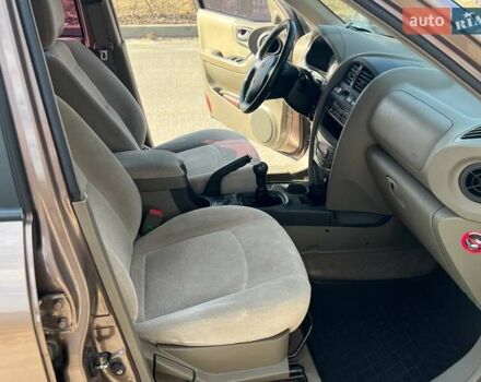 Коричневий Хендай Санта Фе, об'ємом двигуна 2 л та пробігом 130 тис. км за 7500 $, фото 6 на Automoto.ua