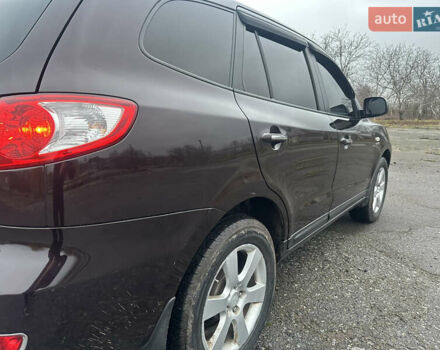 Коричневый Хендай Санта Фе, объемом двигателя 2.19 л и пробегом 160 тыс. км за 9300 $, фото 12 на Automoto.ua