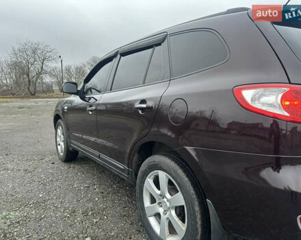 Коричневый Хендай Санта Фе, объемом двигателя 2.19 л и пробегом 160 тыс. км за 9300 $, фото 11 на Automoto.ua