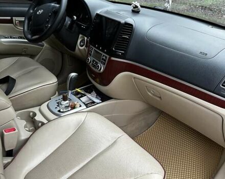 Коричневый Хендай Санта Фе, объемом двигателя 2.66 л и пробегом 190 тыс. км за 9999 $, фото 9 на Automoto.ua