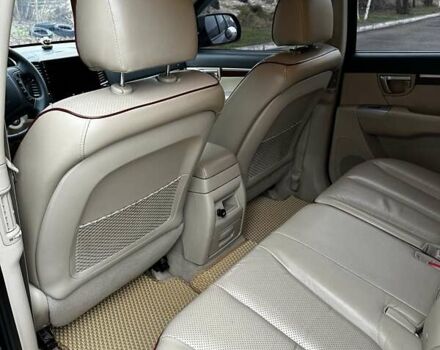 Коричневый Хендай Санта Фе, объемом двигателя 2.66 л и пробегом 190 тыс. км за 9999 $, фото 12 на Automoto.ua