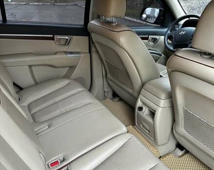 Коричневый Хендай Санта Фе, объемом двигателя 2.66 л и пробегом 190 тыс. км за 9999 $, фото 5 на Automoto.ua