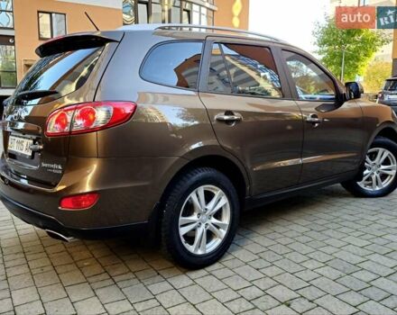 Коричневий Хендай Санта Фе, об'ємом двигуна 2.2 л та пробігом 179 тис. км за 14350 $, фото 50 на Automoto.ua