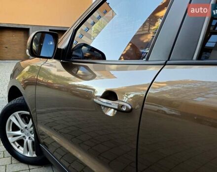 Коричневий Хендай Санта Фе, об'ємом двигуна 2.2 л та пробігом 179 тис. км за 14350 $, фото 32 на Automoto.ua