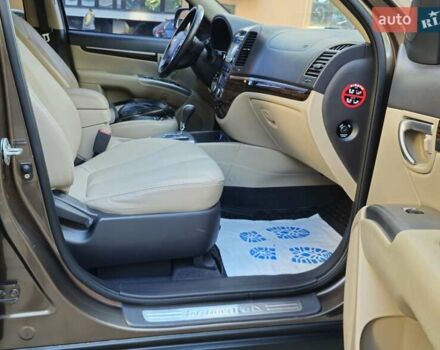 Коричневий Хендай Санта Фе, об'ємом двигуна 2.2 л та пробігом 179 тис. км за 14350 $, фото 82 на Automoto.ua