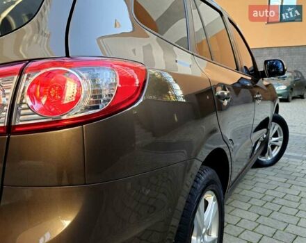 Коричневий Хендай Санта Фе, об'ємом двигуна 2.2 л та пробігом 179 тис. км за 14350 $, фото 44 на Automoto.ua