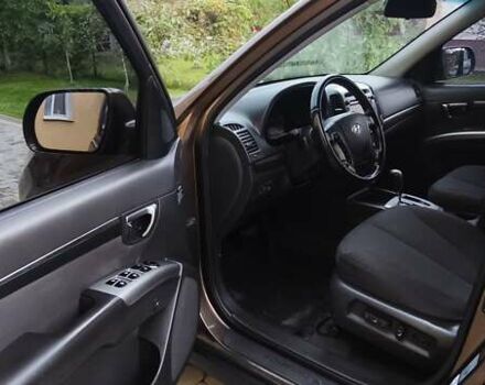 Коричневый Хендай Санта Фе, объемом двигателя 2.2 л и пробегом 228 тыс. км за 11600 $, фото 15 на Automoto.ua