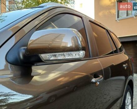 Коричневий Хендай Санта Фе, об'ємом двигуна 2.2 л та пробігом 179 тис. км за 14350 $, фото 18 на Automoto.ua