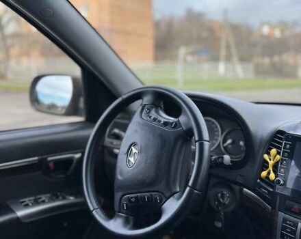 Коричневый Хендай Санта Фе, объемом двигателя 2.2 л и пробегом 160 тыс. км за 12700 $, фото 15 на Automoto.ua