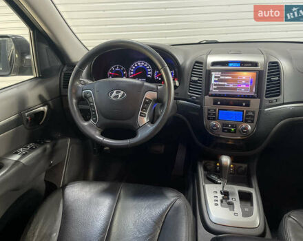 Коричневый Хендай Санта Фе, объемом двигателя 2.2 л и пробегом 273 тыс. км за 12950 $, фото 4 на Automoto.ua