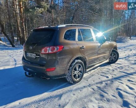 Коричневый Хендай Санта Фе, объемом двигателя 2.2 л и пробегом 290 тыс. км за 13000 $, фото 2 на Automoto.ua