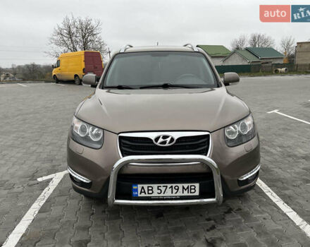 Коричневый Хендай Санта Фе, объемом двигателя 2.2 л и пробегом 181 тыс. км за 13800 $, фото 3 на Automoto.ua